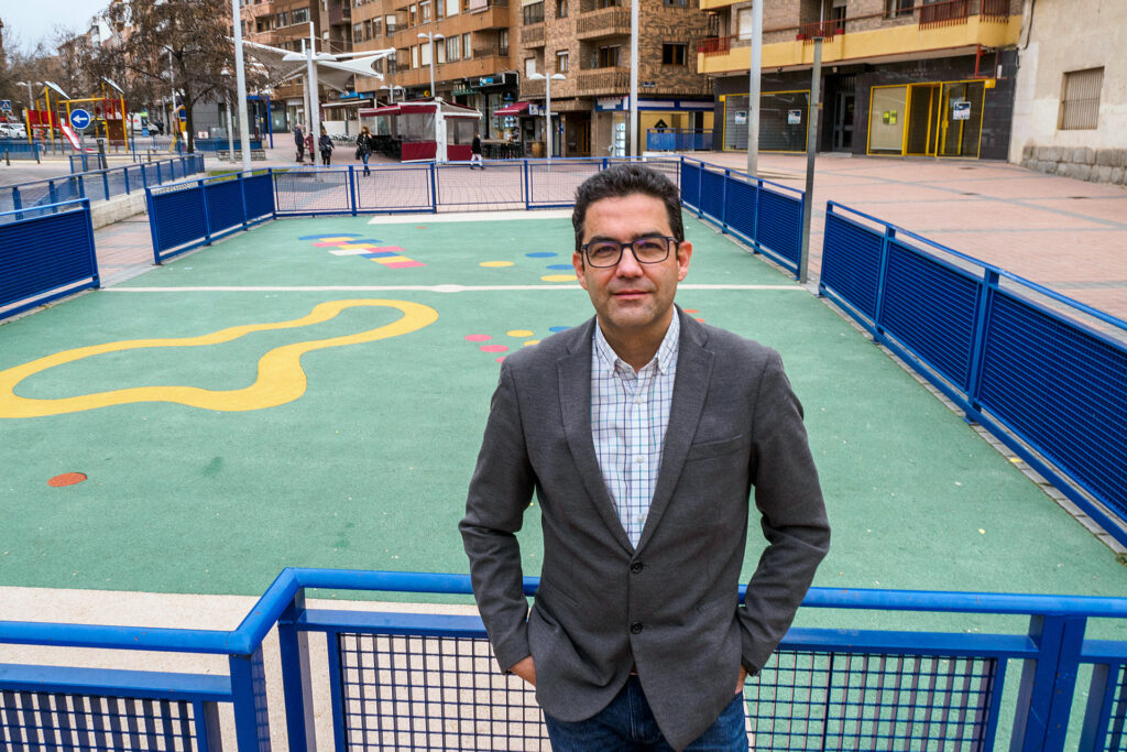 17 kilómetros de tuberías para crear la red de calor de biomasa, un tercio más barata que con el gasoil 3 El concejal de obras, servicios e infraestructuras municipales de Segovia José Luis Horcajo.