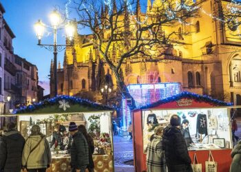 El Mercado de Navidad, objeto de críticas por parte del Grupo socialista.