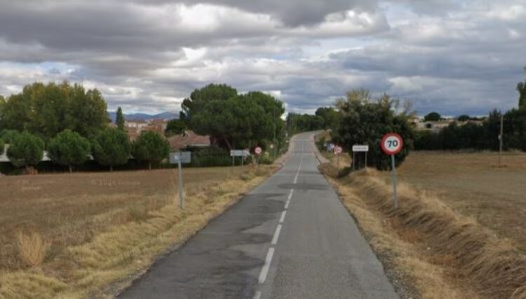 La Junta destina 1,3 millones a las obras de rehabilitación del firme del tramo de la SG-322 1 Estado actual de la SG-322 entre Marugán y Muñopedro.