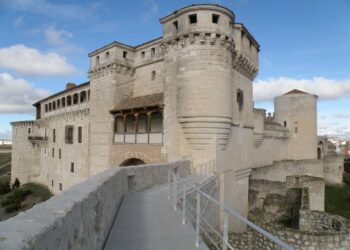 Imagen del castillo de Cuéllar. / E.A.