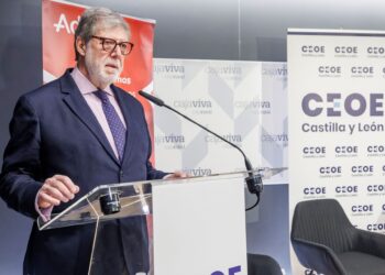 Santiago Aparicio, presidente de la CEOE Castilla y León./ ICAL