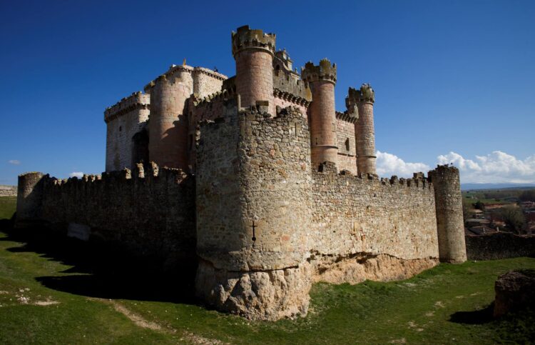 El castillo de Turégano será una de las paradas de las rutas./ PRODESTUR