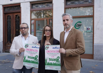 El presidente de CSIF Castilla y León, Benjamín Castro, y los responsables de Sanidad y Educación del sindicato. / Rubén Cacho