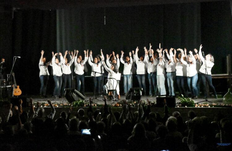 Fin de semana musical en el Real Sitio con el concierto por Valencia y la última Matiné del CSKG 1 Una de las actuaciones del concierto ‘Valencia, va por ti’.