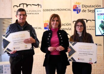 Magdalena Rodríguez junto a los ganadores.
