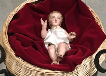 [1] Niño para adorar. Madera tallada y policromada. 1894. Diputación Provincial.