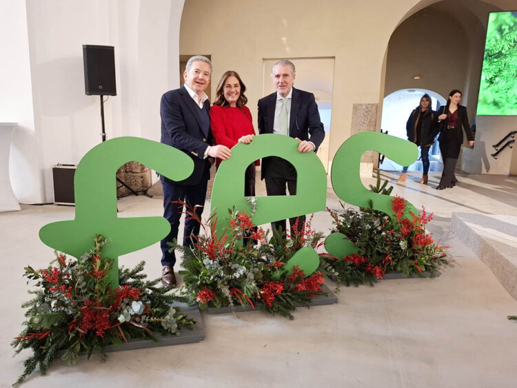 Pedro Palomo, Beatriz Escudero y Andrés Ortega. / FES