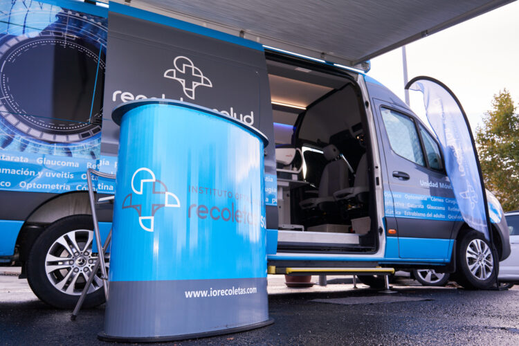 Unidad móvil optométrica / E.A.