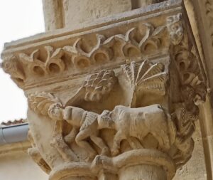 Las escenas taurinas en el Claustro de Santa María la Real (y VI) 9 Otra escena del festejo taurino.