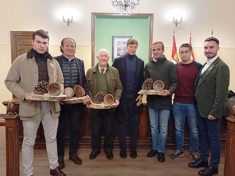 Protagonistas de nivel en la Tertulia Taurina de Aguilafuente 1 Tertulia taurina de Aguilafuente. / AYUNTAMIENTO DE AGUILAFUENTE