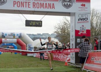 Águeda Marqués logra la victoria en el Cross Ponte Romana./SPORTMEDIA