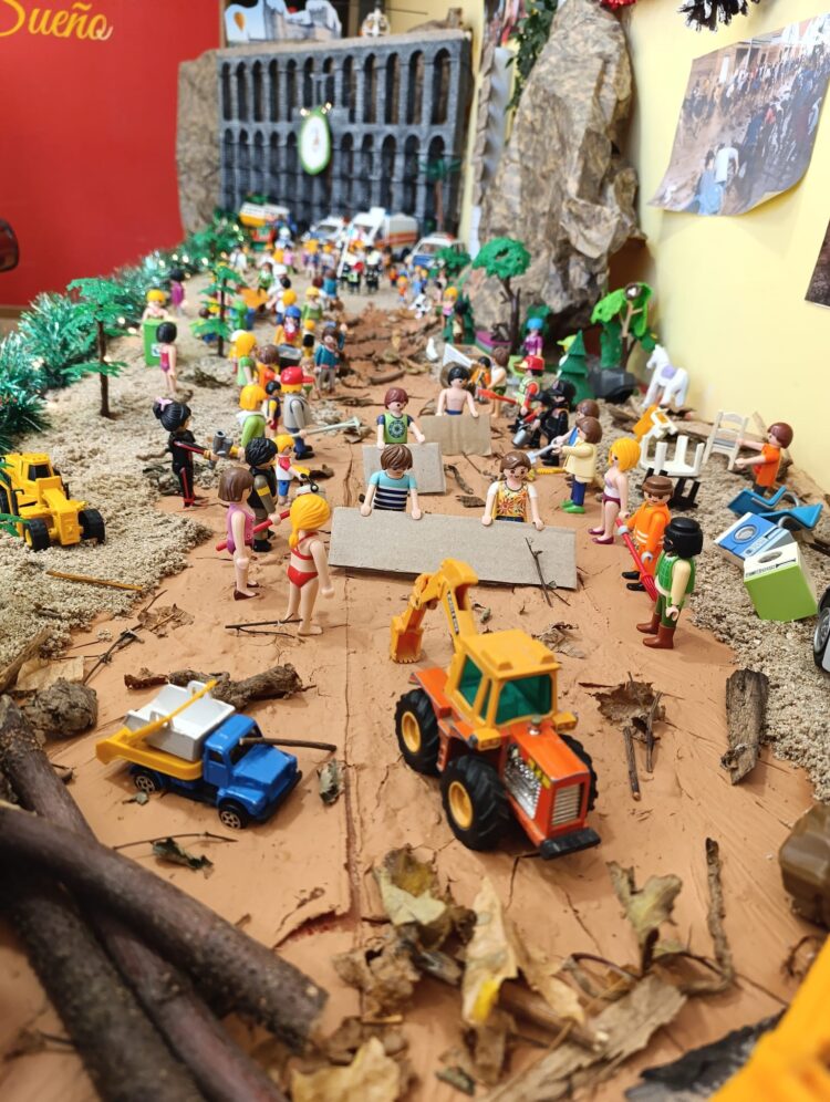 Un homenaje en Palazuelos de Eresma a los damnificados por la DANA y al voluntariado 1 Homenaje a los afectados por la DANA en Valencia y voluntarios / E.A.