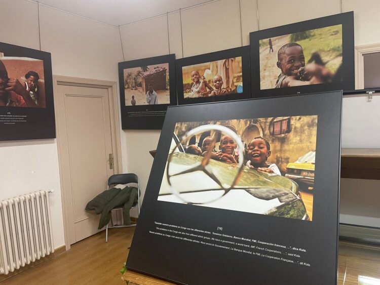 Exposición ‘Born in Congo’ / FUNDACIÓN AMIGOS DE MONKOLE