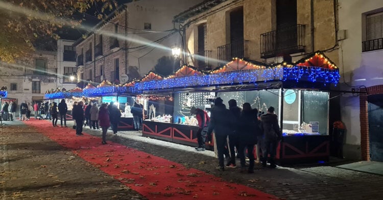 Puestos del Mercadillo de Navidad en ediciones anteriores / E.A.