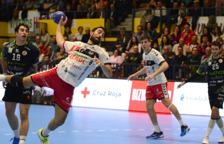 Nava no se despega de Europa 1 nava