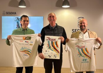 José Mazarías, Jesús Garrido y Gustavo Gómez durante el acto de presentación./AYTO. SEGOVIA
