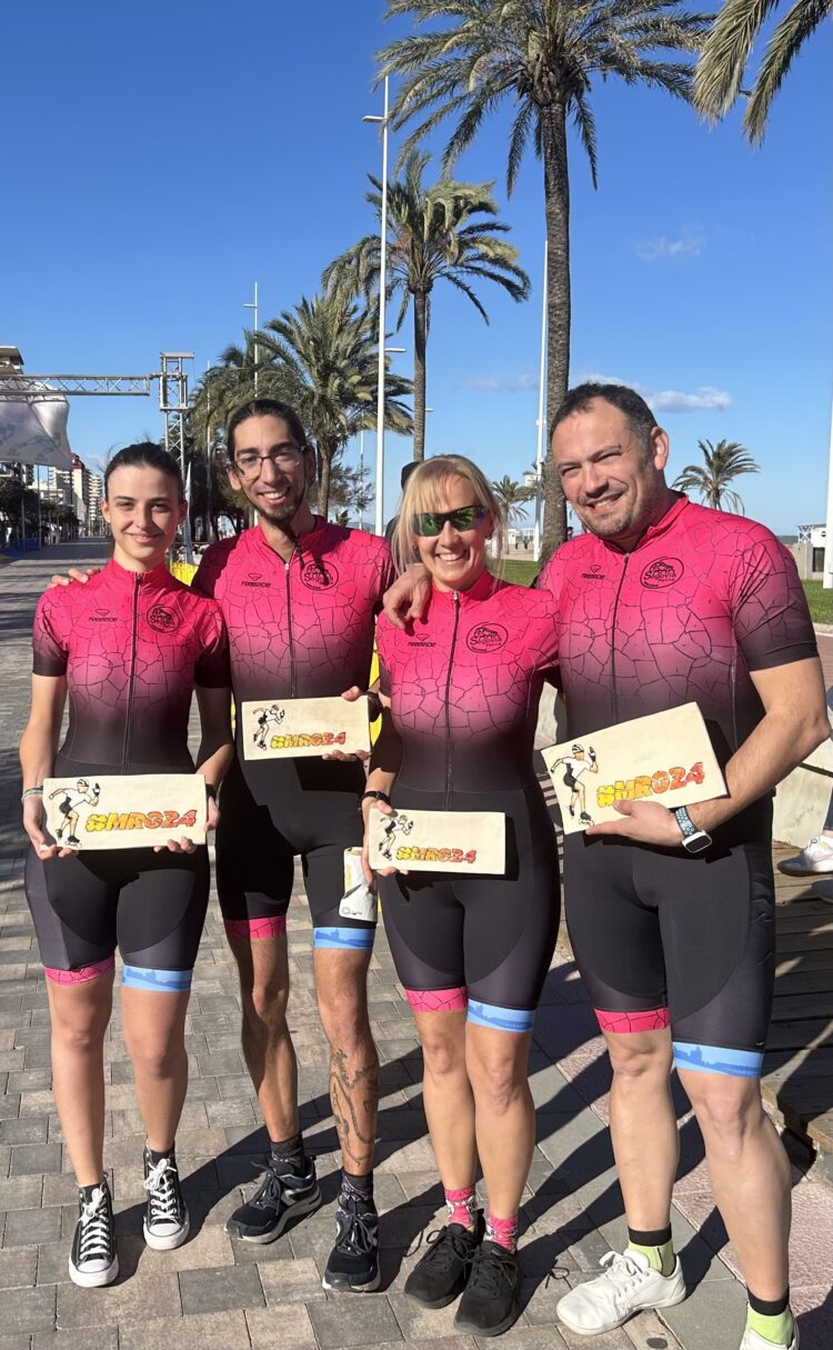 El CD Segovia Patina brilla en la Maratón de Gandía 1 Los deportistas del club segoviano durante la cita. /CD. SEGOVIA PATINA