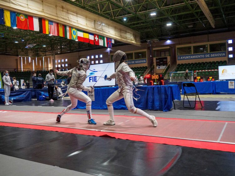 Los mejores tiradores de sable cadete se reunirán en Segovia 1 Una de las ‘poules’ clasificatorias para la final de una pasada Copa del Mundo de Segovia./ KAMARERO