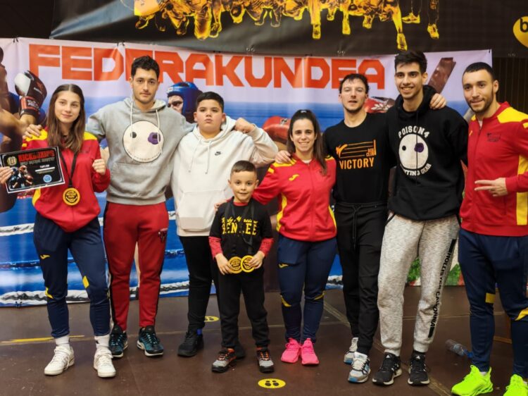 Equipo de competición del club Victoria que se desplazó hasta Abaldiño./ CD VICTORIA