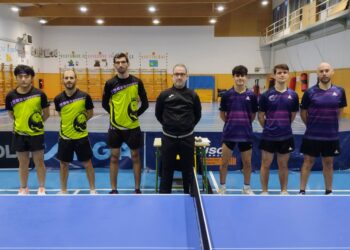 Los protagonistas del encuentro que jugó el Seghos ETM ante el School Zaragoza./ SEGHOS