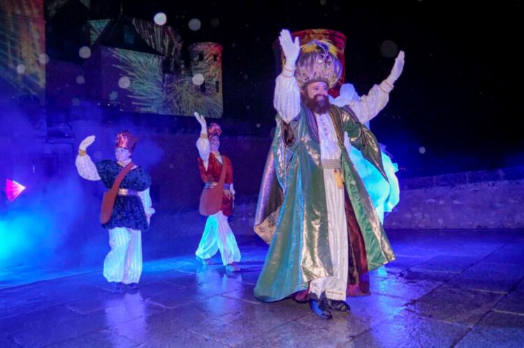 El rey Gaspar inicia el recorrido desde el Alcázar durante la Cabalgata del año pasado.