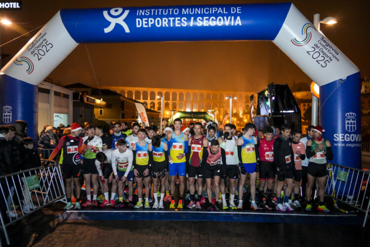 Momento previo a la salida de la San Silvestre segoviana 2024.