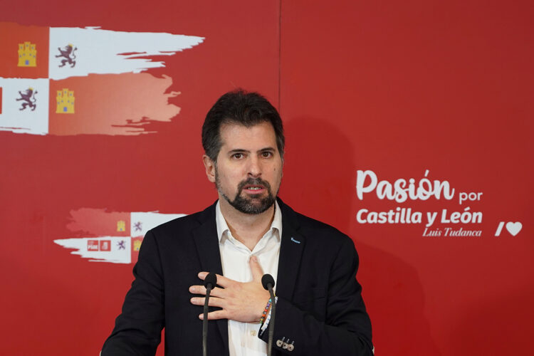 El secretario general del PSOE de Castilla y León y portavoz en las Cortes, Luis Tudanca. / Miriam Chacón
