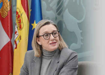 La vicepresidenta de la Junta y Consejera de Familia e Igualdad de Oportunidades, durante la rueda de prensa porterior al Consejo de Gobierno. / Miriam chacón