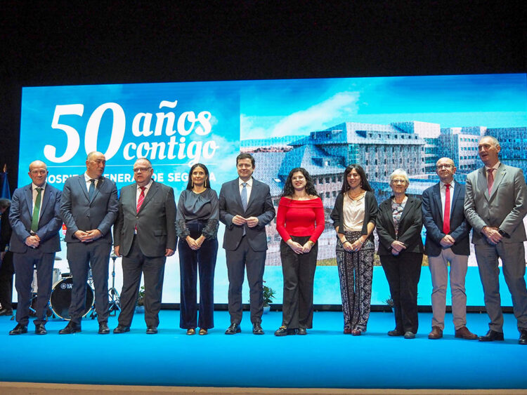 Acto del 50 aniversario del Hospital General de Segovia. / HÉCTOR CRIADO