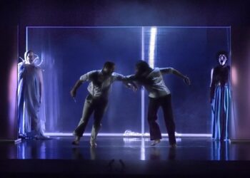 La puesta en escena de Bodas de sangre actualiza la obra de Lorca.