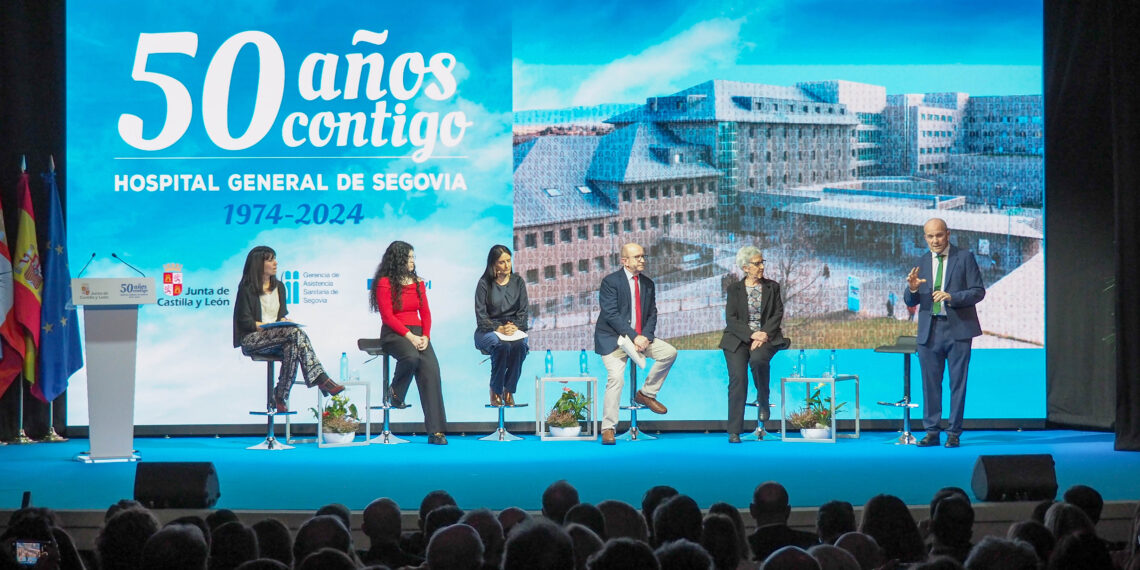Acto del 50 aniversario del Hospital General de Segovia. / HÉCTOR CRIADO