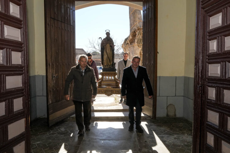 Misa y Procesion San Anton en Rapariegos 32