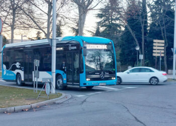 Primer autobús eléctrico en funcionamiento