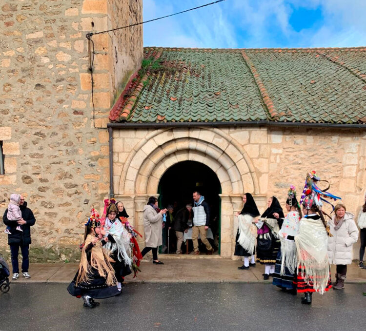 Festividad de San Sebastián en Navafría.