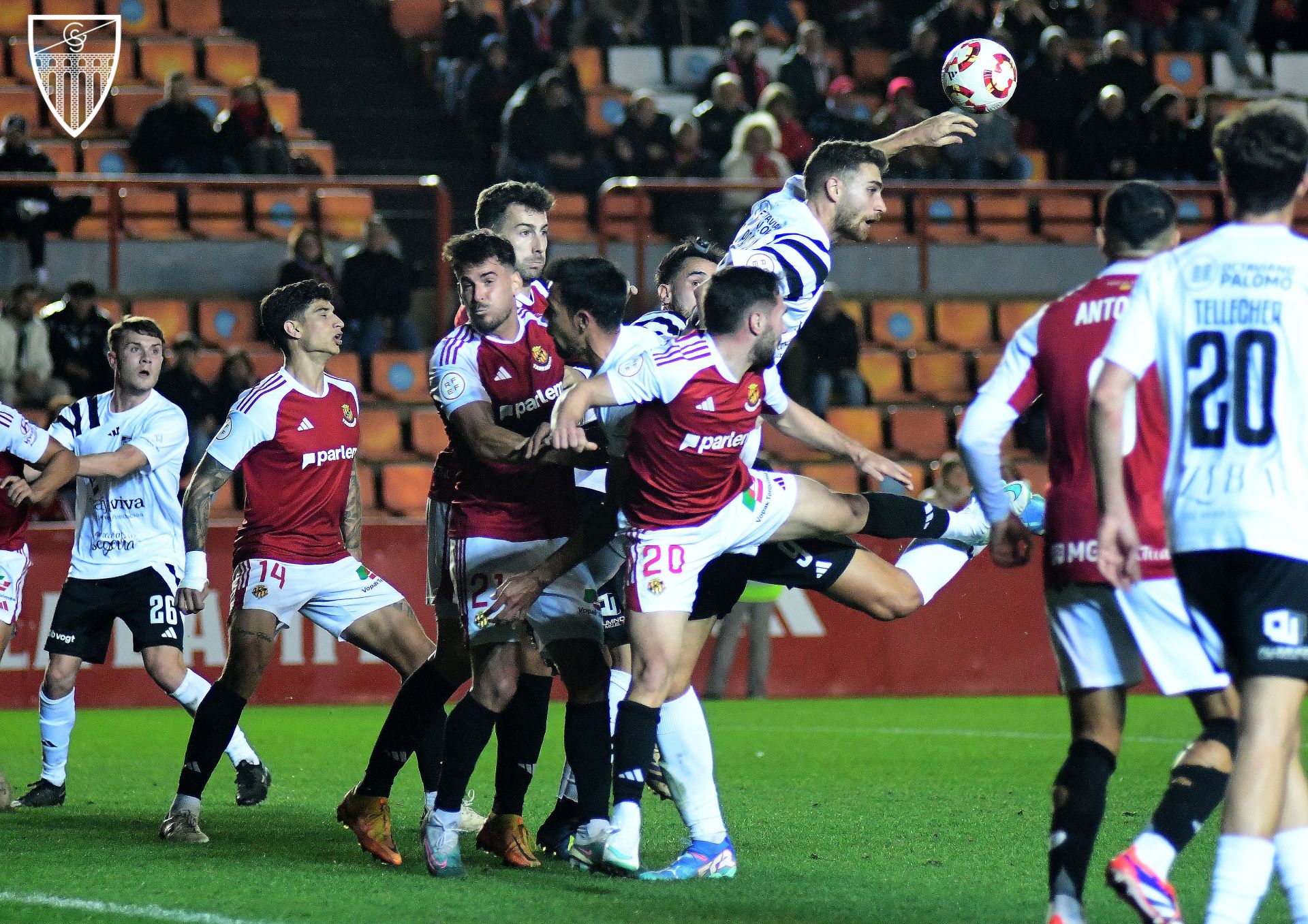 Las ciudades romanas de Segovia y Tarragona 3 Nástic de Tarragona y Gimnástica Segoviana CF. Foto: Juan Martín.
