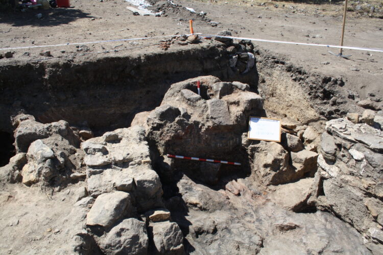 Uno de los hornos tras la excavación, que se verá protegido y consolidado gracias a la subvención de la Junta / E.A.