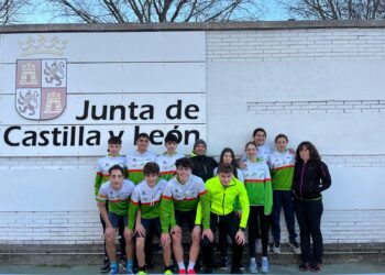 Delegación del Triatlón Lacerta durante la cita en Valladolid./T. LACERTA