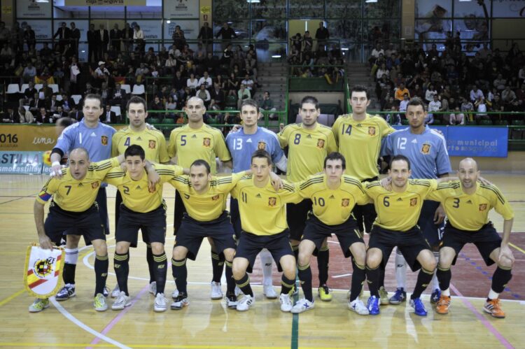 Salen a la venta las entradas para el España-Suiza del próximo 11 de marzo 1 Selección Española de fútbol sala que jugó en Segovia en 2009./ KAMARERO