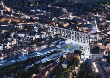 El centro de la ciudad de Segovia, iluminado. / E.A.