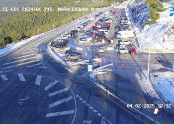 Aparcamiento de Navacerrada. / DGT