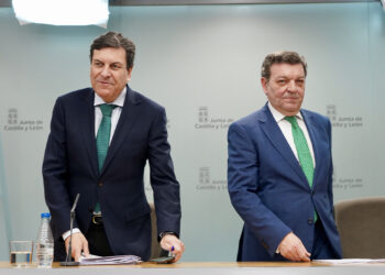 Fernández Carriedo y González Gago durante la rueda de prensa posterior al Consejo de Gobierno. / Leticia Pérez