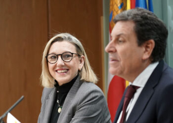 La Vicepresidenta de la Junta comparece, junto al portavoz y Consejero de Hacienda, en la rueda de prensa posterior al Consejo de Gobierno. / Rubén Cacho