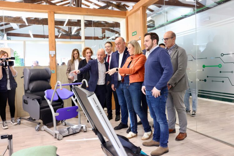 Miguel Ángel de Vicente clausura FITECU, la feria de innovación tecnológica 1 Visita del presidente de la Diputación a FITECU / DIPUTACIÓN