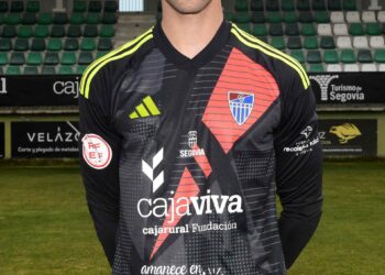 Daniel Parra, con la camiseta de la Segoviana./ J.M.-G. SEGOVIANA