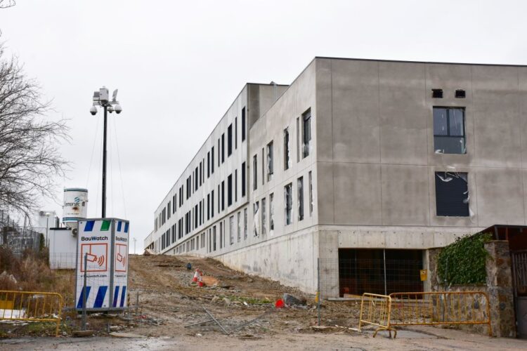 Las obras del nuevo centro escolar avanzan según los plazos previstos. / A.M.
