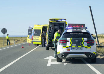 Accidente de tráfico en la CL-605. / Fotografía: Miguel Ángel Fernández