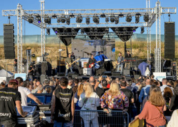 Concierto de las pasadas Ferias y Fiestas de San Juan y San Pedro de Segovia, en el entorno del CIDE. / EL ADELANTADO