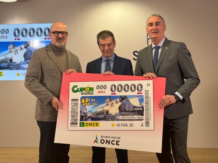 Juan Bravo protagoniza el cupón de la ONCE 1 Presentación del cupón el pasado viernes/AYUNTAMIENTO DE SEGOVIA