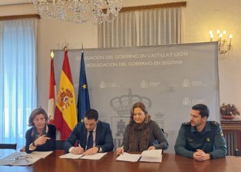 Instantes de la firma / SUBDELEGACIÓN DEL GOBIERNO EN SEGOVIA