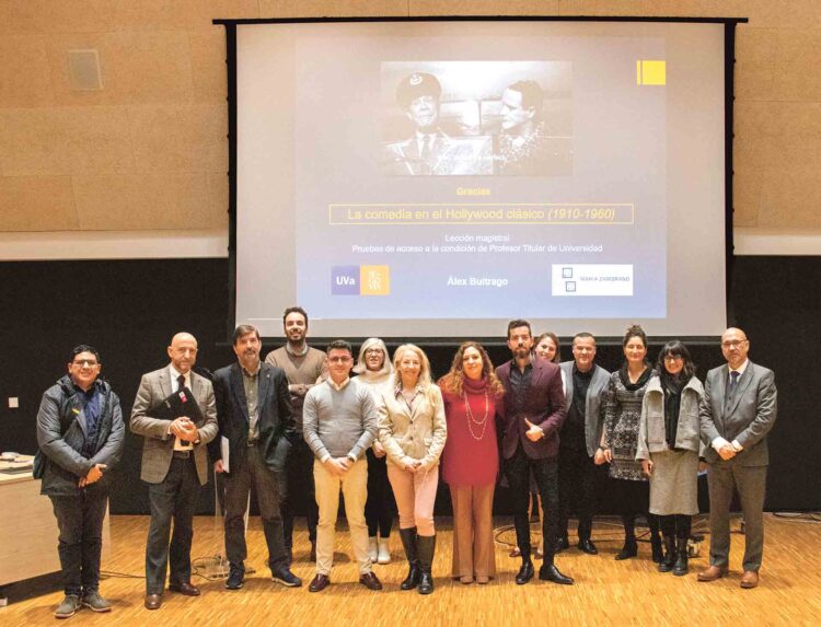 Grupo de profesores en el Salón de Grados del Campus María Zambrano durante una plaza de profesor. / Héctor Pérez Fernández